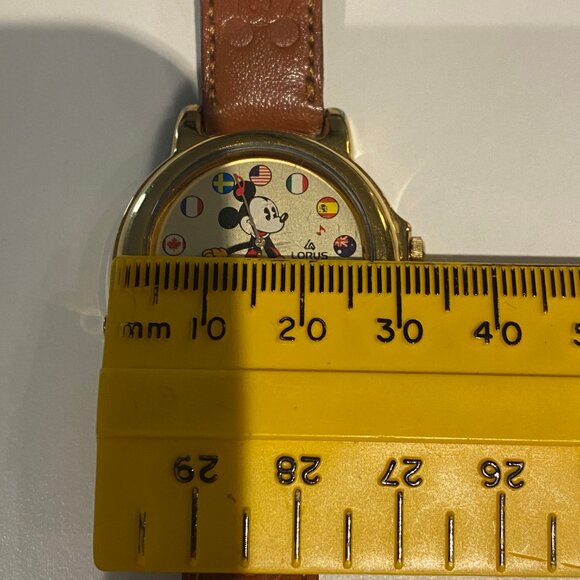 LORUS Vintage Disney Mickey Mouse World Flags Musical Watch V421-0020 - Picture 5 of 12